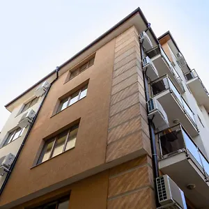3* Отель Leda